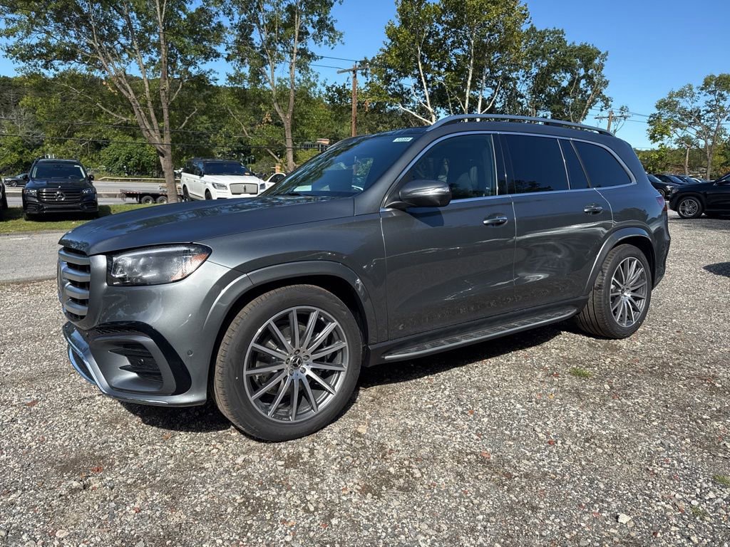 New 2026 Mercedes-Benz GLS 580 4MATIC image 4