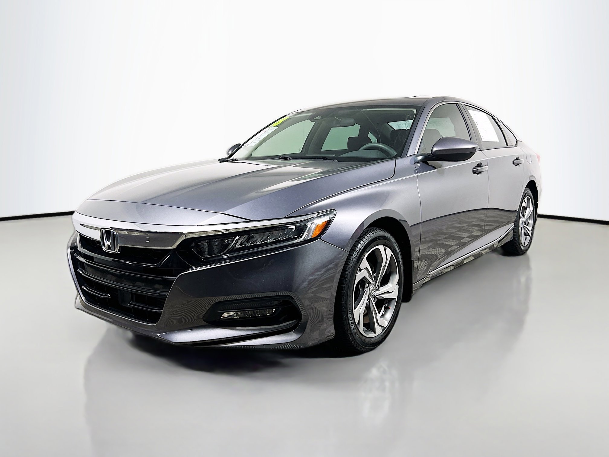 Used 2018 Honda Accord EX image 10