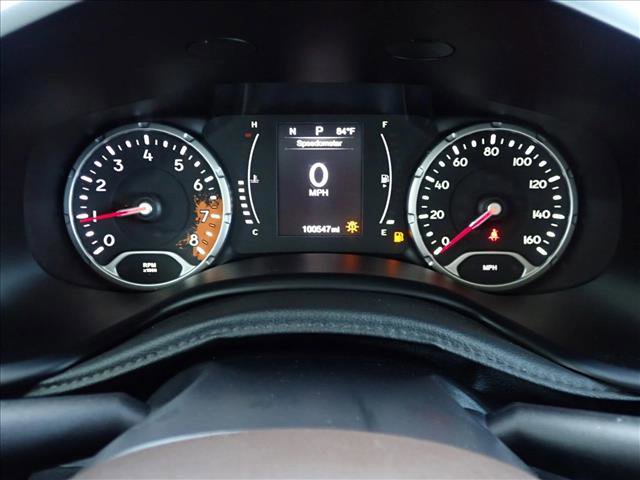 Used 2015 Jeep Renegade Latitude AWD/4WD image 23