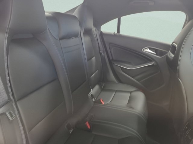 Used 2019 Mercedes-Benz CLA 250 4MATIC image 17