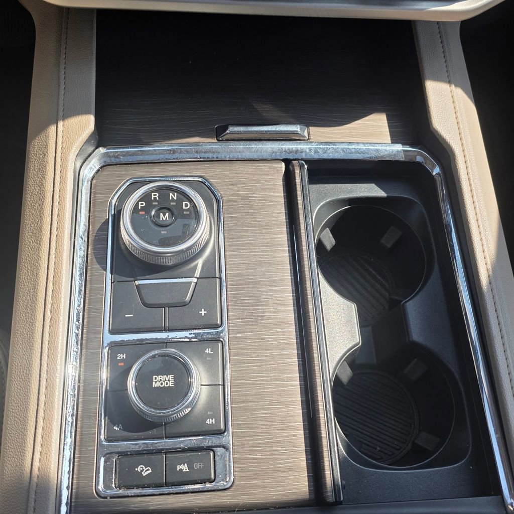 Used 2023 Ford Expedition Max Limited image 24