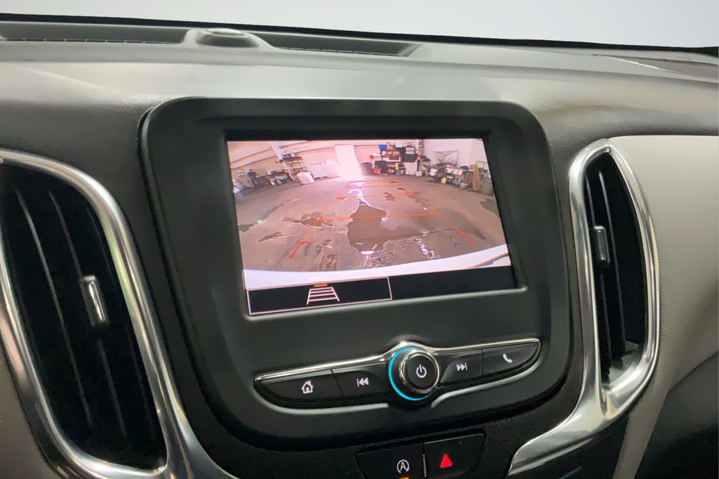 Certified 2024 Chevrolet Equinox LS w/ LS Convenience Package FWD image 17
