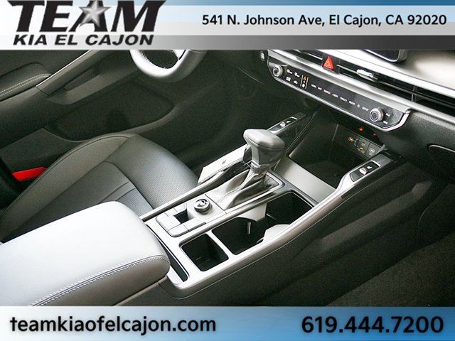 Used 2026 Kia Sorento EX w/ EX Premium Package FWD image 13