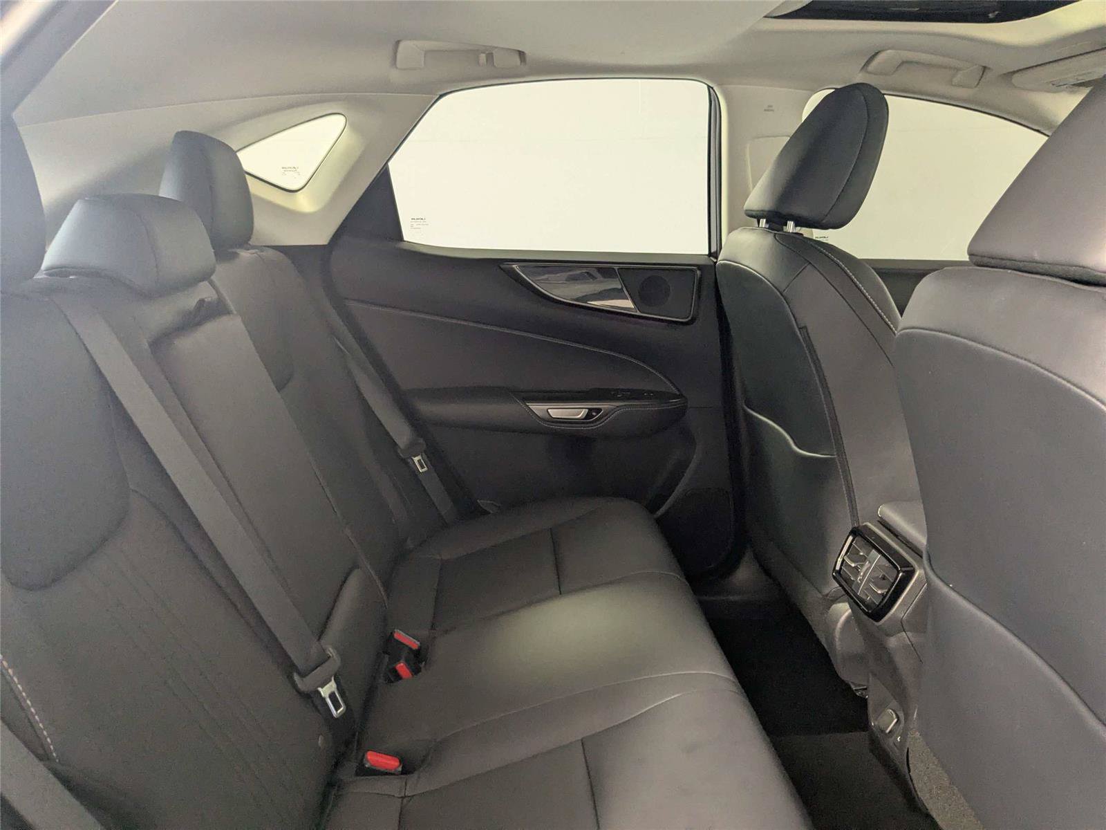 Used 2022 Lexus NX 350 AWD image 32