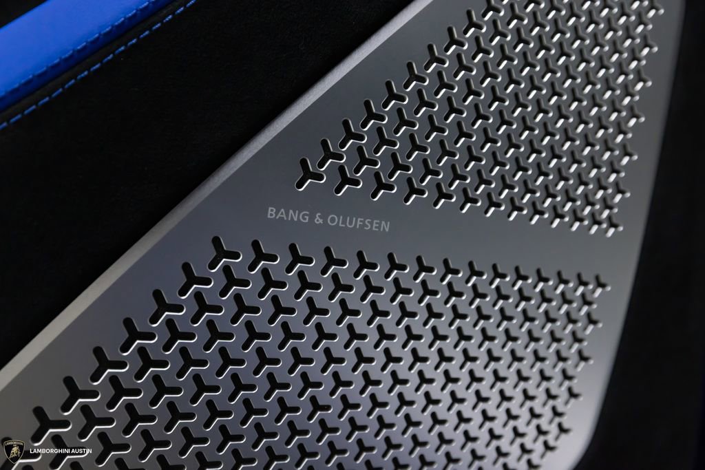 Used 2024 Lamborghini Urus Performante image 23