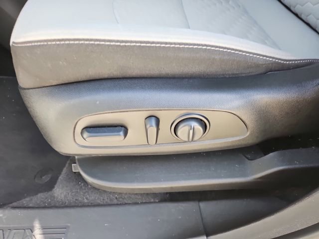 Used 2021 Chevrolet Equinox LS w/ LS Convenience Package FWD image 15