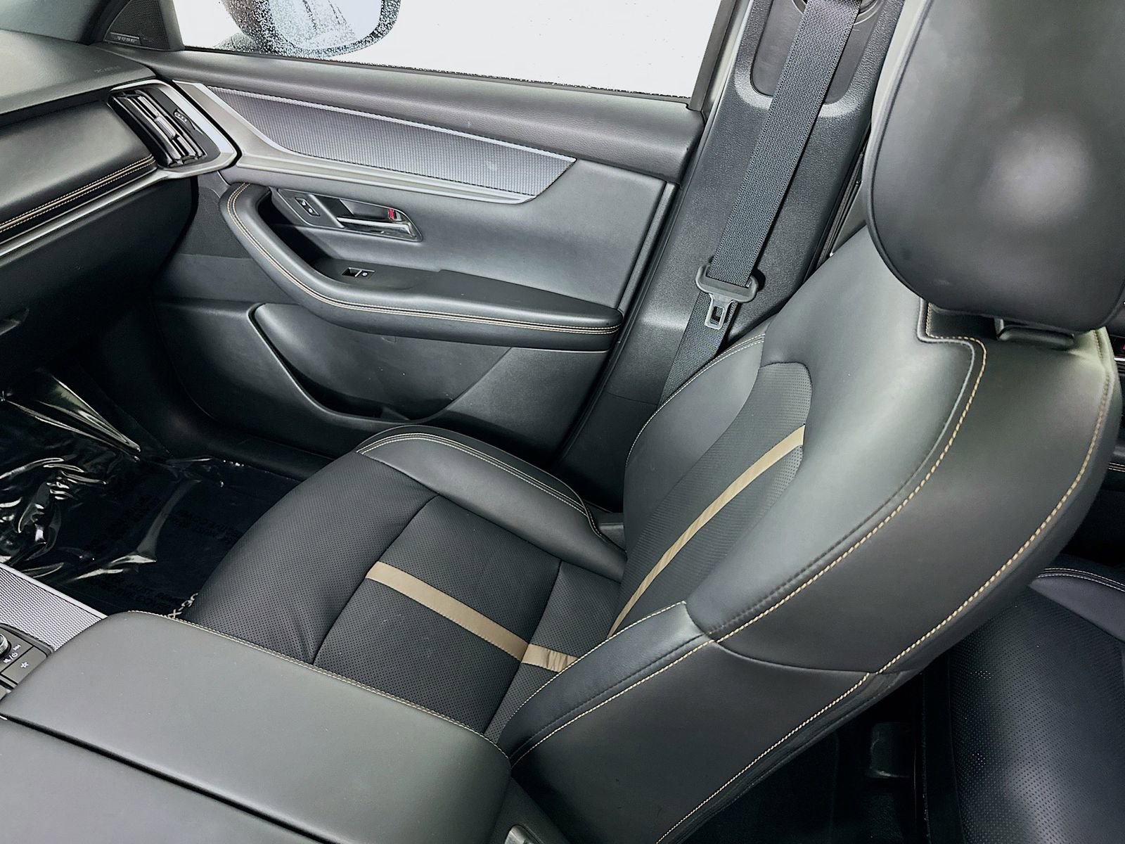 Certified 2024 MAZDA CX-90 Plug-In Hybrid w/ Premium Plus image 25