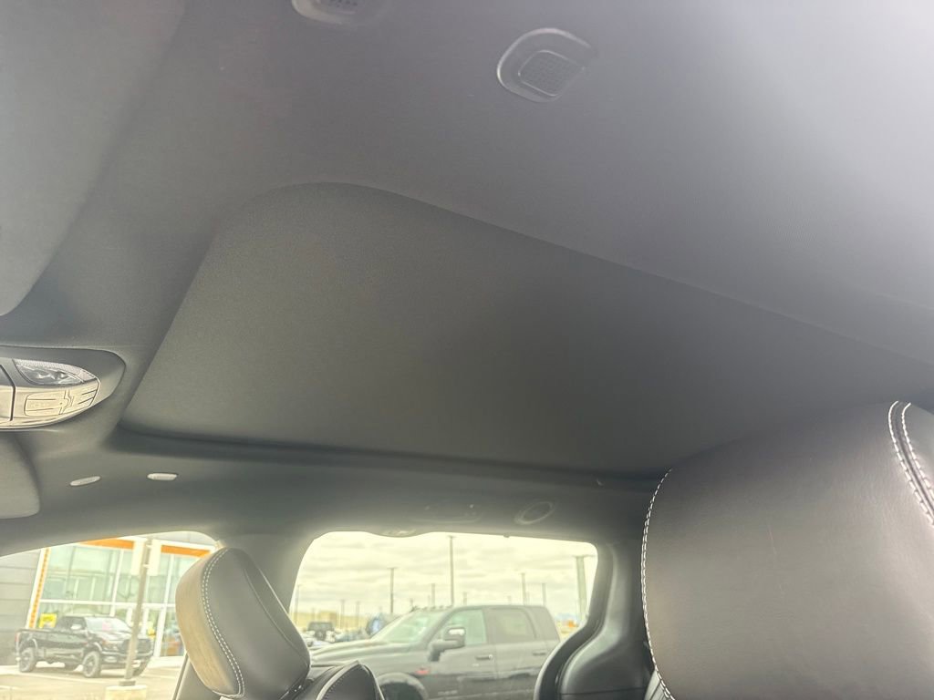 New 2026 Chrysler Pacifica Limited AWD/4WD image 25