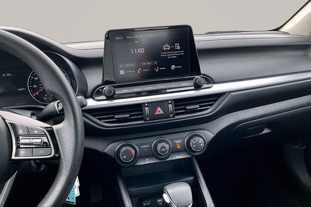Used 2023 Kia Forte LXS w/ LXS Technology Package image 9