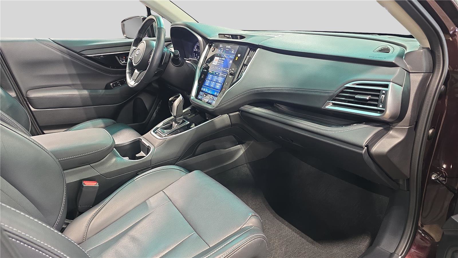 Used 2023 Subaru Outback Limited image 13