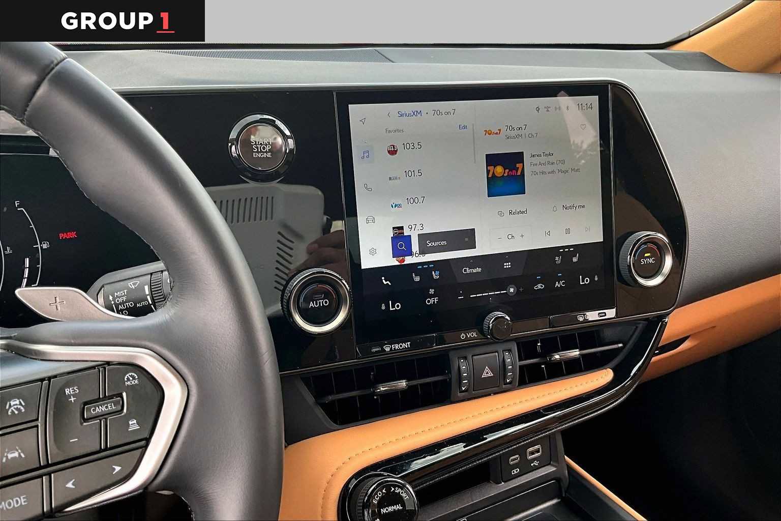 Used 2025 Lexus NX 250 FWD w/ Premium Package image 6