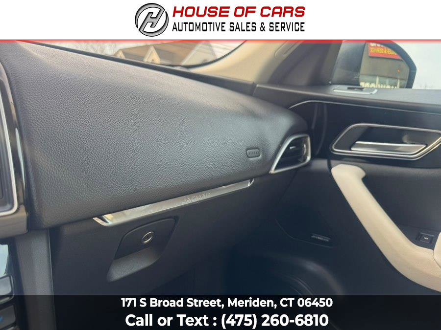 Used 2017 Jaguar F-PACE Prestige image 40