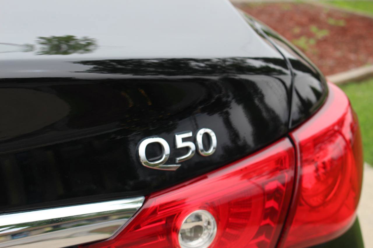 Used 2015 INFINITI Q50 Premium w/ Technology Package AWD/4WD image 44