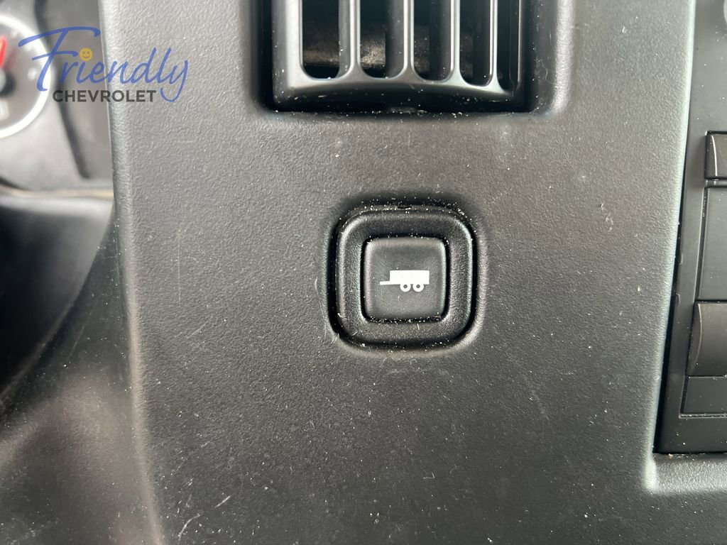 Used 2016 Chevrolet Express 3500 RWD image 20