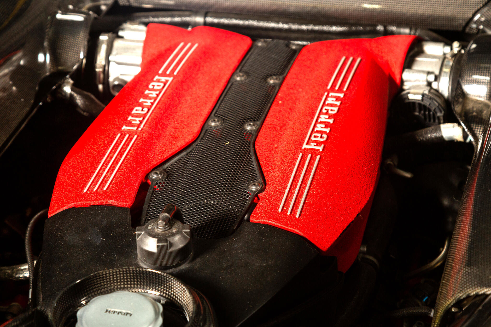 Used 2016 Ferrari 488 GTB image 43