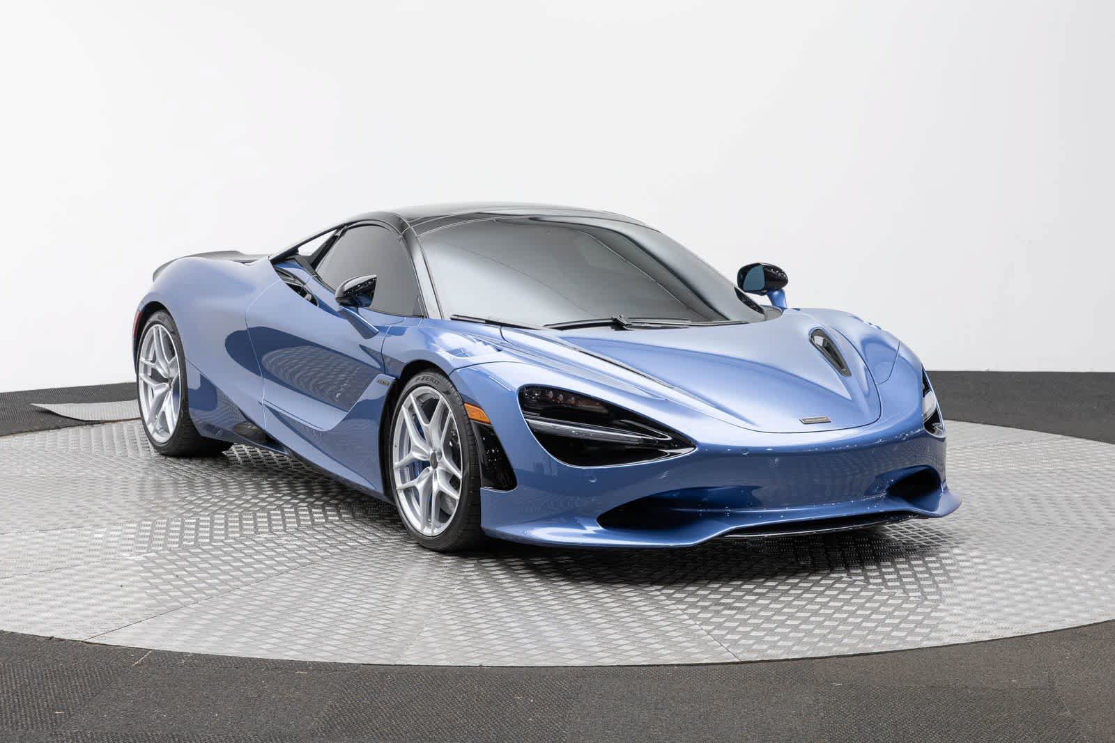 Used 2026 McLaren 750S Spider RWD image 45