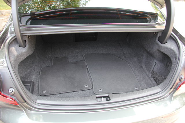 Used 2020 Volvo S60 T5 Momentum FWD image 34