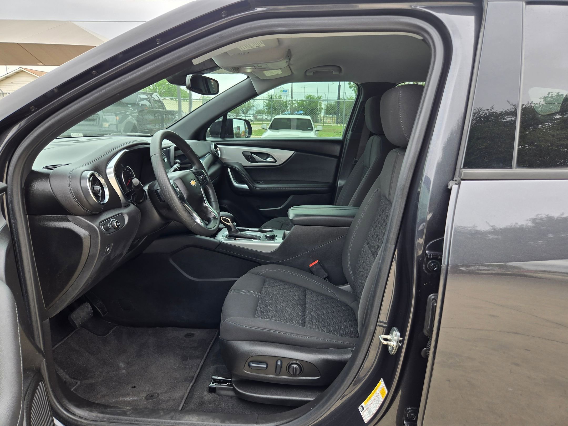 Certified 2022 Chevrolet Blazer LT FWD image 9