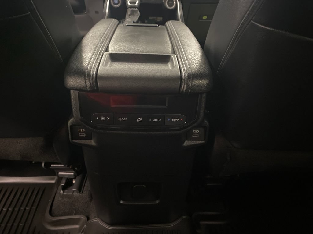 Used 2024 Toyota Grand Highlander FWD image 18