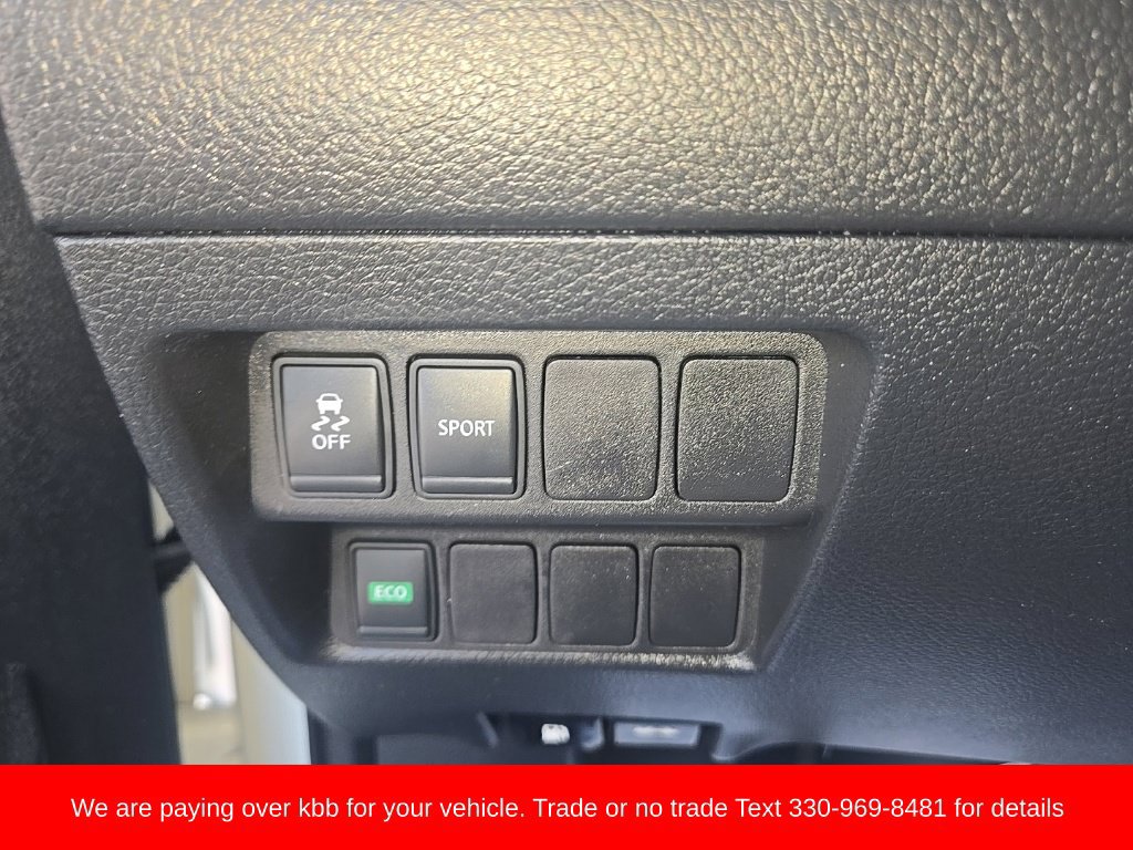 Used 2016 Nissan Rogue S FWD image 12