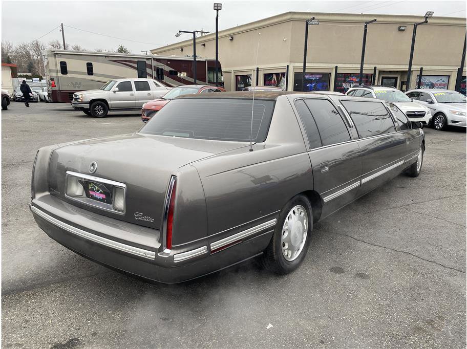 Used 1998 Cadillac De Ville Limousine image 5