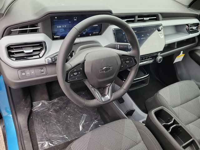 New 2027 Chevrolet Bolt LT w/ Comfort Package FWD image 17