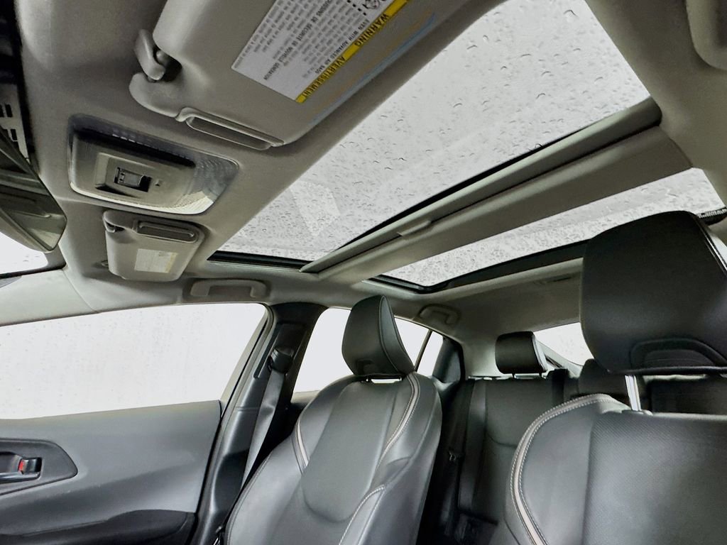 Used 2025 Toyota Prius XLE image 16