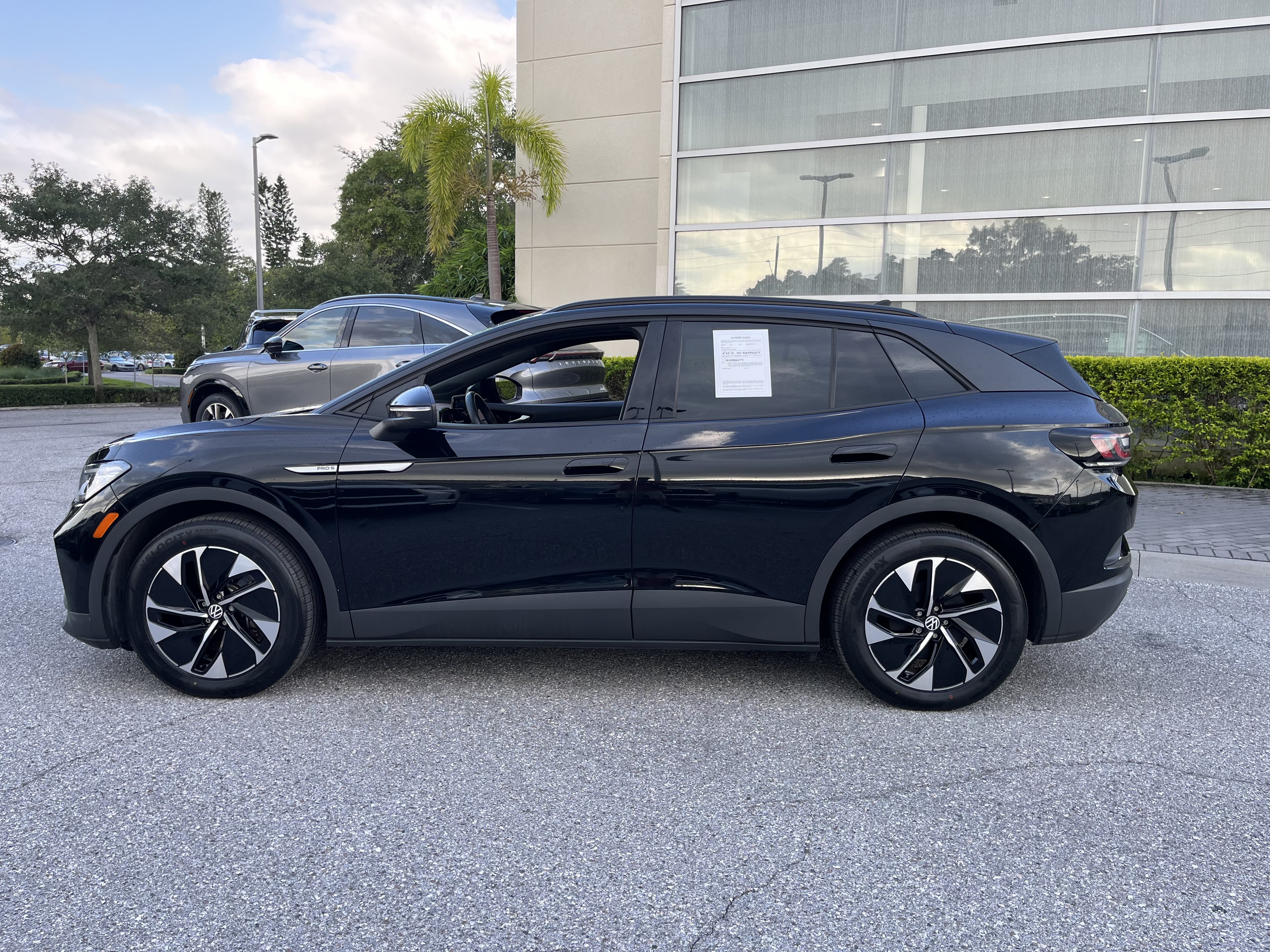 Used 2022 Volkswagen ID.4 Pro S RWD image 6