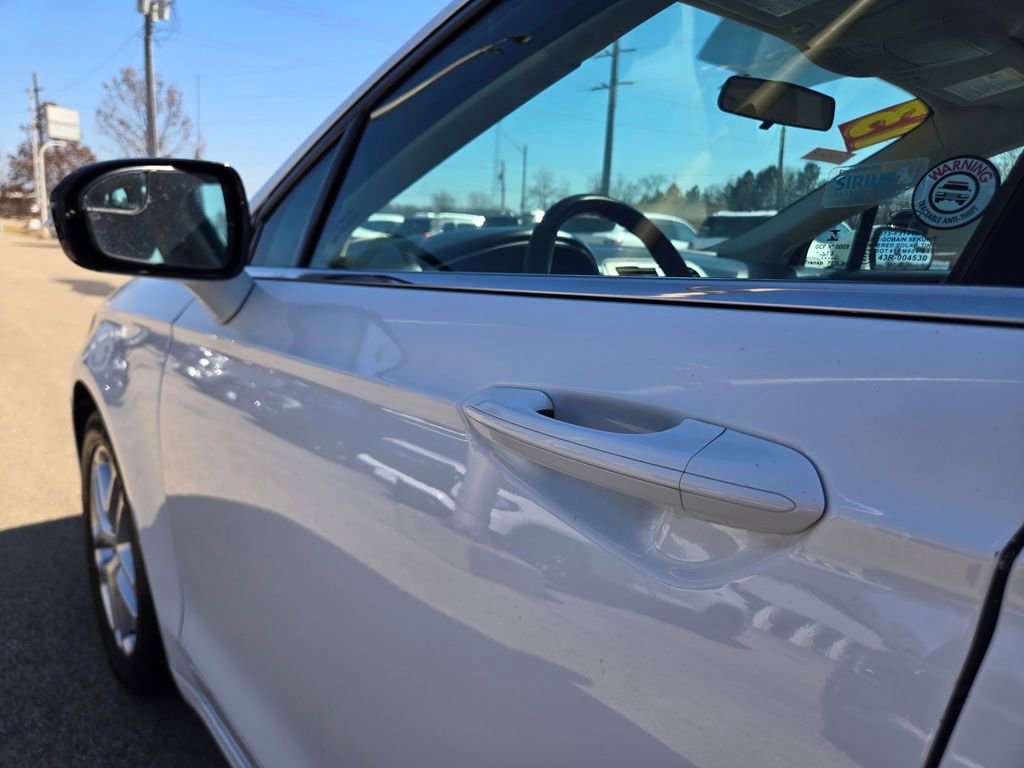 Used 2013 Ford Fusion SE image 34