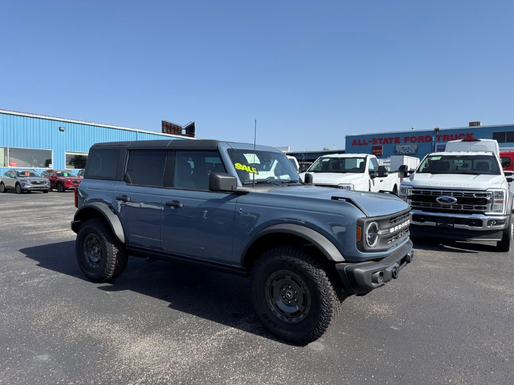 New 2024 Ford Bronco Black Diamond AWD/4WD video 1