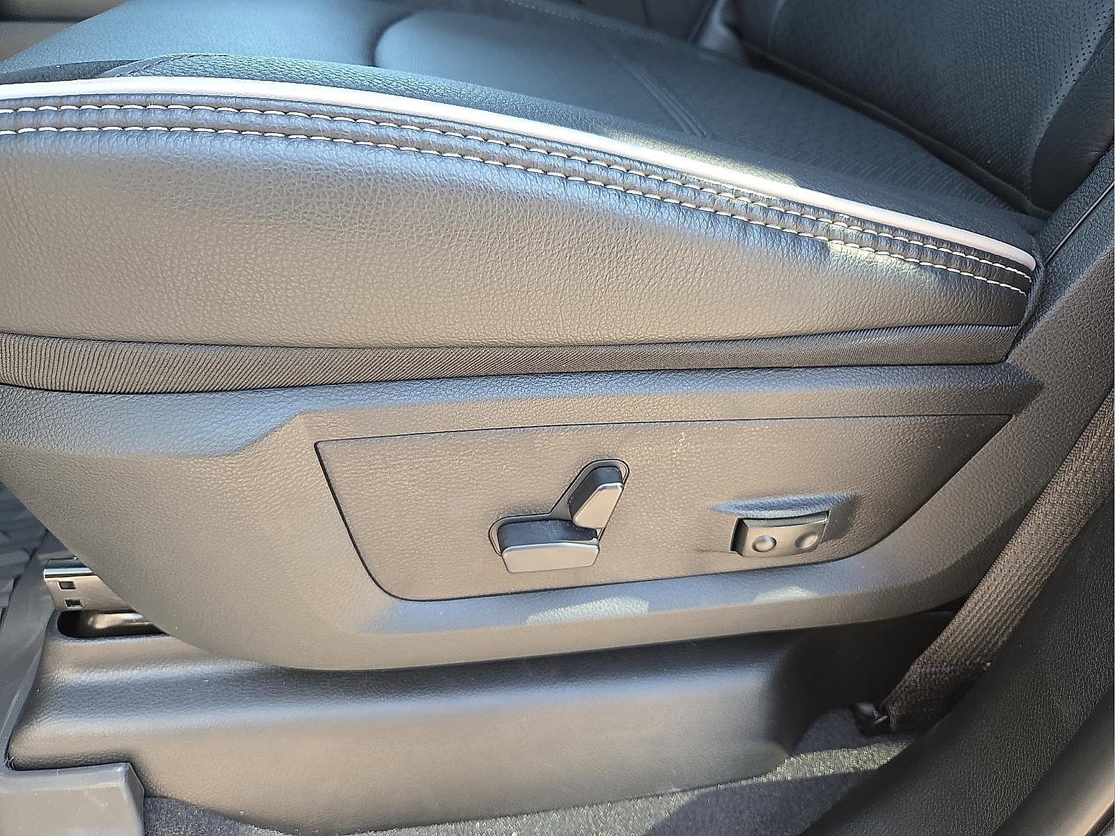 New 2026 RAM 3500 Laramie image 14