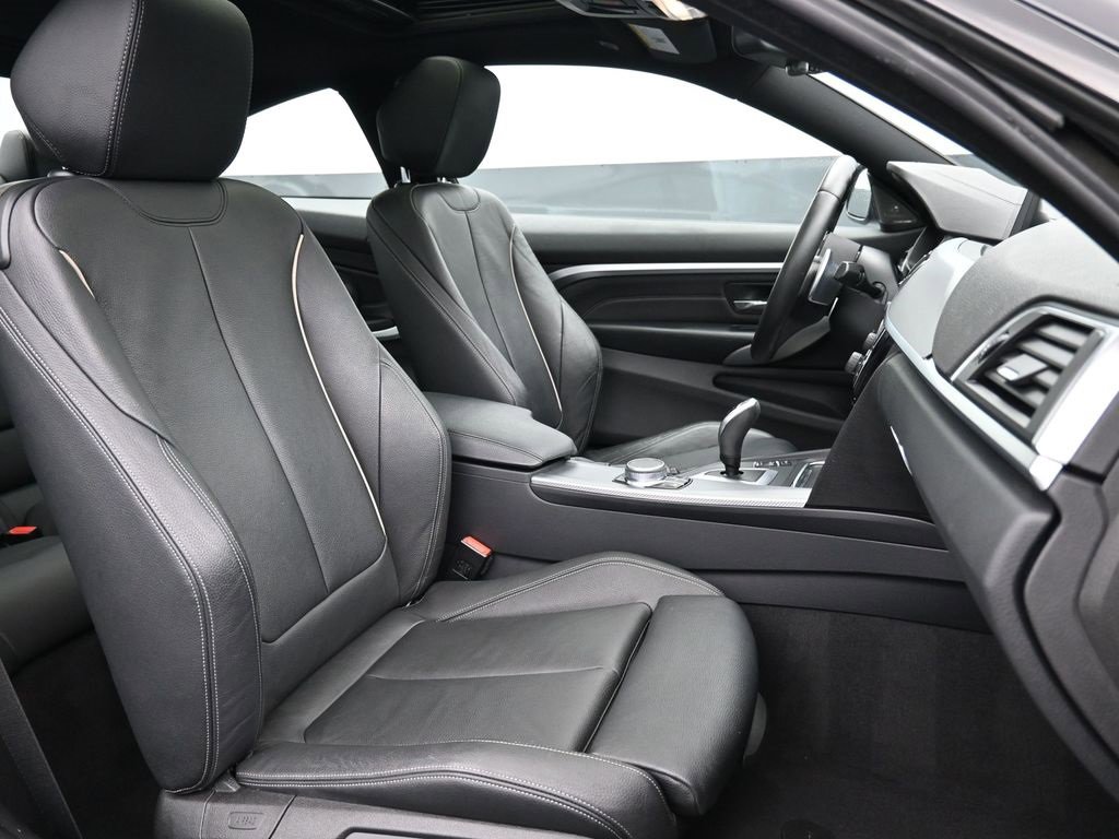 Used 2019 BMW 430i xDrive Coupe w/ M Sport Package image 23