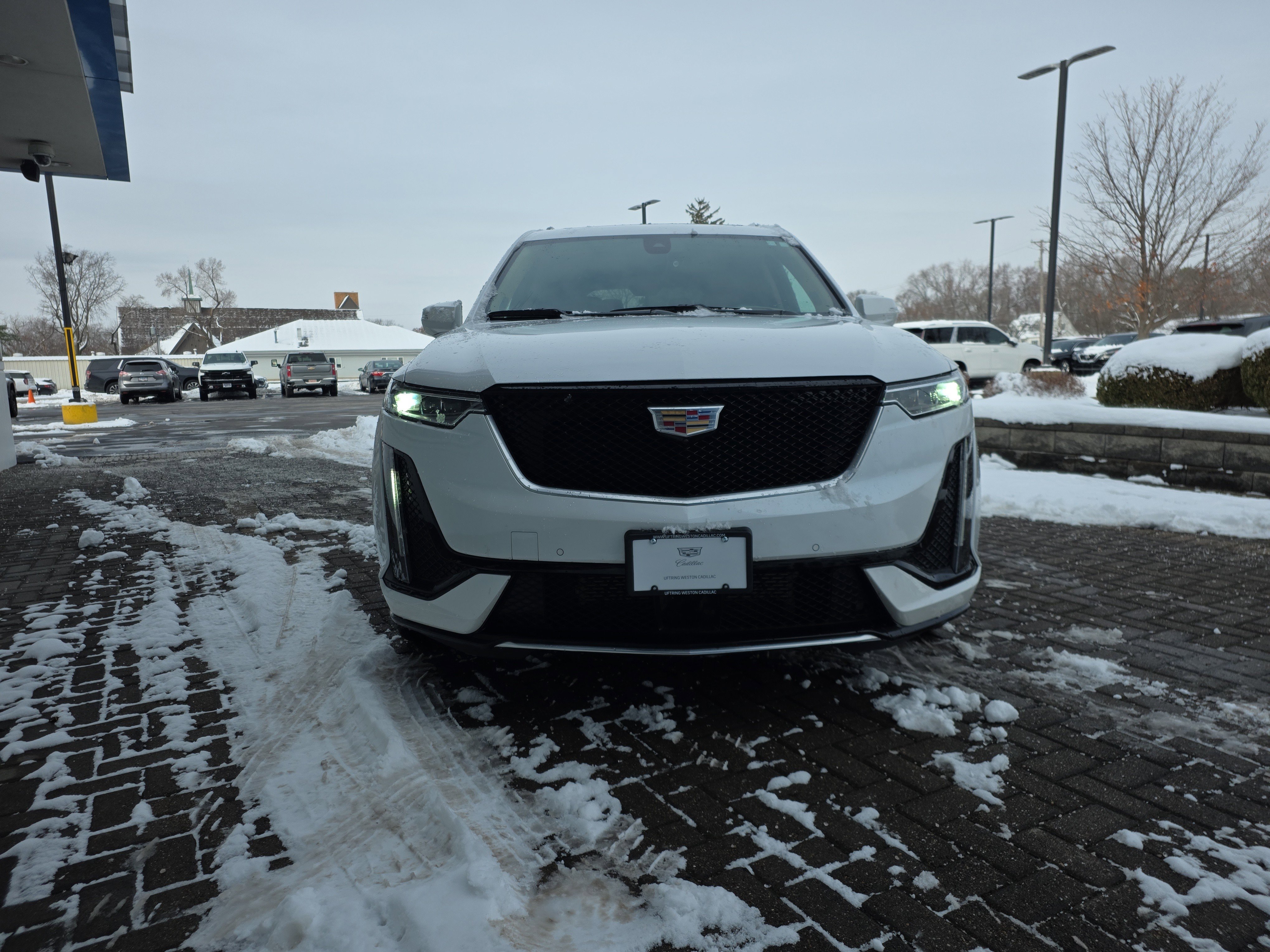 Used 2025 Cadillac XT6 Sport w/ Platinum Package image 9