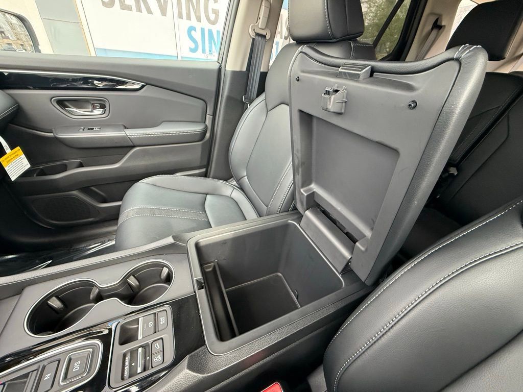 Used 2025 Honda Pilot EX-L image 27