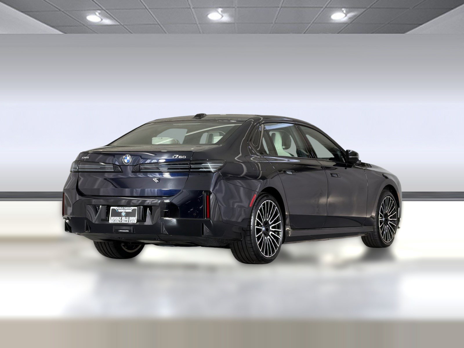 New 2027 BMW i7 xDrive60 w/ M Sport Professional Package AWD/4WD image 9