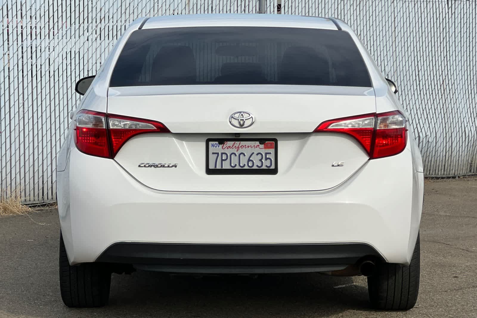 Used 2016 Toyota Corolla LE FWD image 4