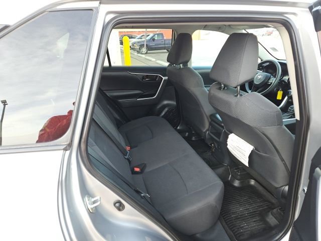 Used 2019 Toyota RAV4 LE image 25