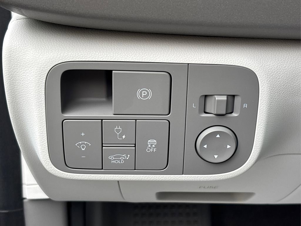 New 2025 Hyundai Ioniq 6 SEL image 30