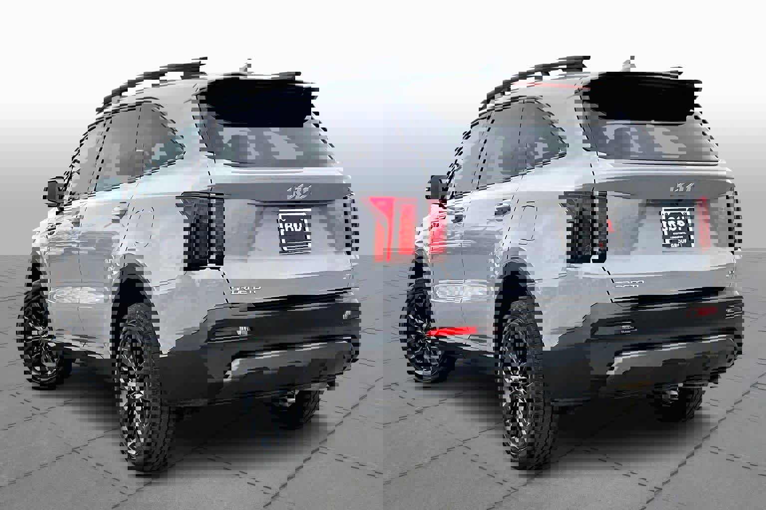 Used 2023 Kia Sorento X-Line EX image 12