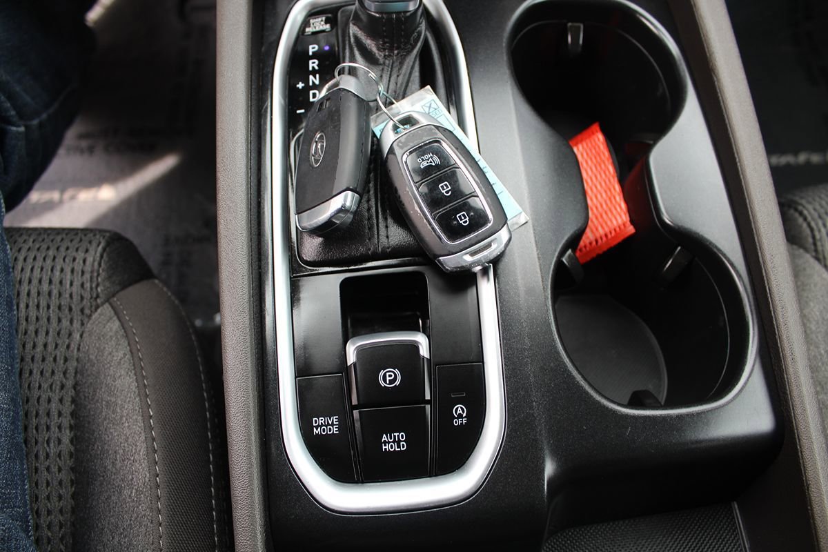 Used 2020 Hyundai Santa Fe SEL w/ Cargo Package FWD image 28