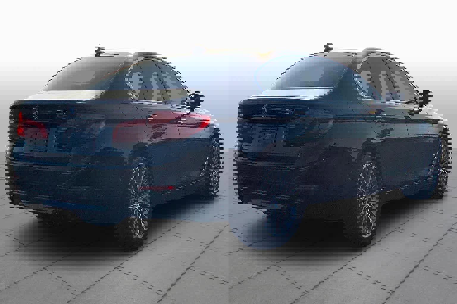 Used 2018 BMW 530i image 12