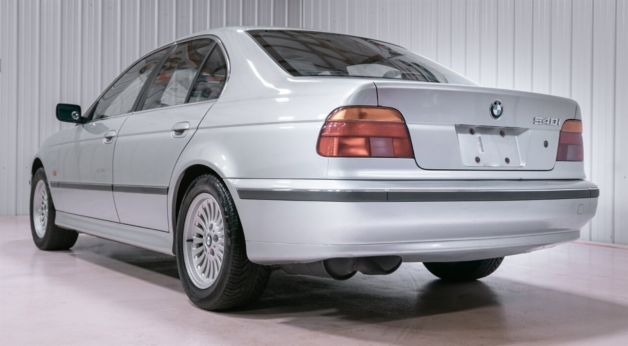 Used 1997 BMW 540i Sedan RWD image 30
