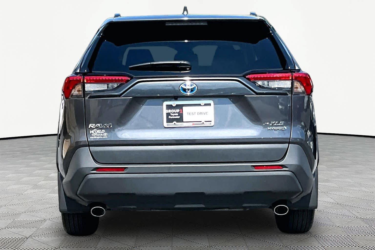 Certified 2024 Toyota RAV4 XLE AWD/4WD image 5