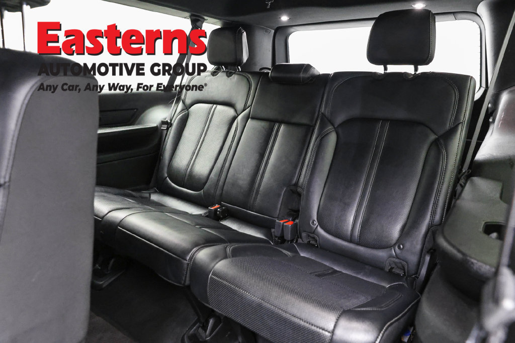 Used 2024 Jeep Wagoneer L Series II w/ Flexible Seating Group AWD/4WD image 31
