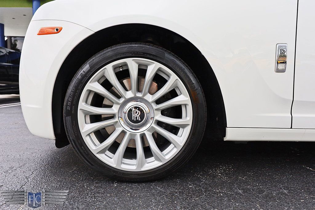 Used 2014 Rolls-Royce Ghost image 9