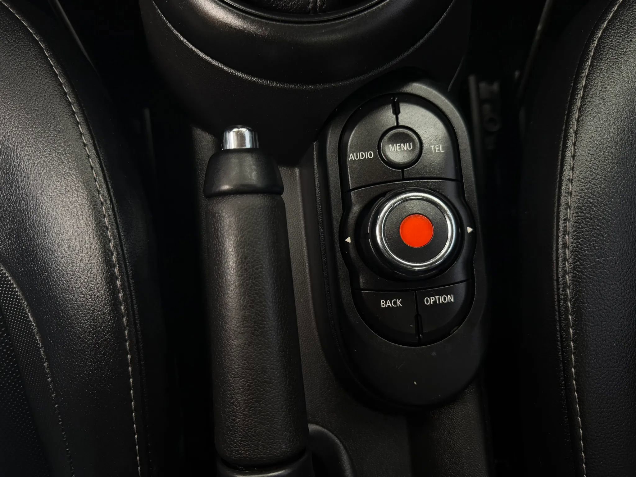 Used 2017 MINI Cooper 4-Door Hardtop FWD image 24