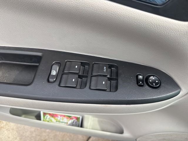 Used 2012 Chevrolet Impala LT w/ LT Sunroof Package image 13
