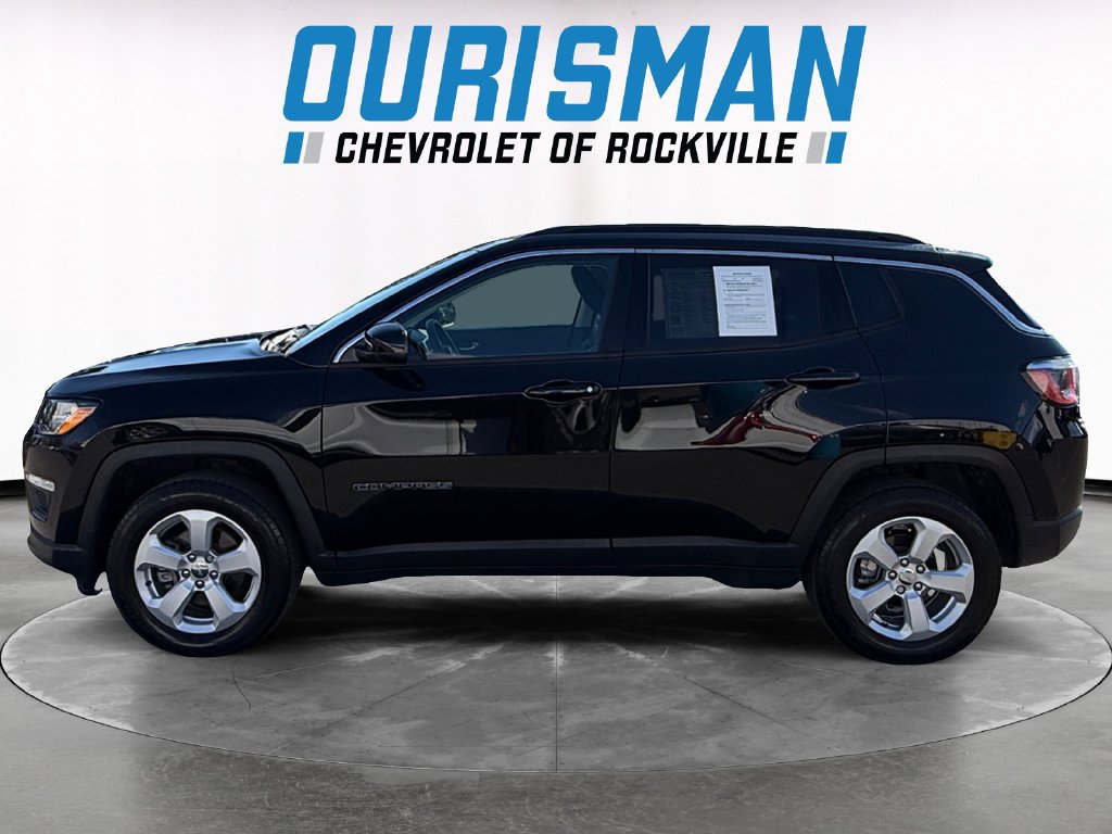 Used 2020 Jeep Compass Latitude w/ Popular Equipment Group AWD/4WD image 3