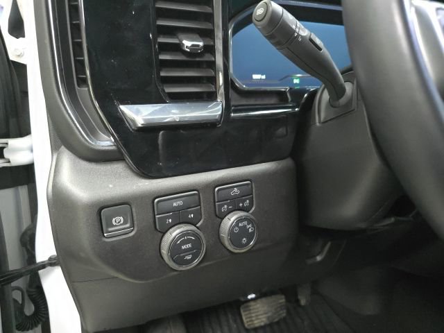 Used 2025 Chevrolet Silverado 1500 LT w/ Work Truck Package image 15