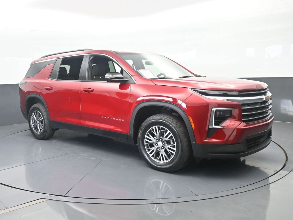 Used 2024 Chevrolet Traverse LT FWD image 8